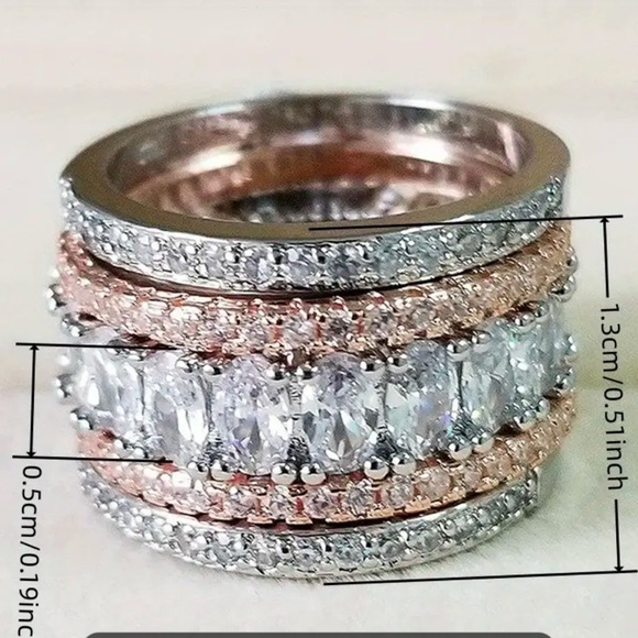 Elegant Wide Band Cubic Zirconia Ring - Picture 4 of 10